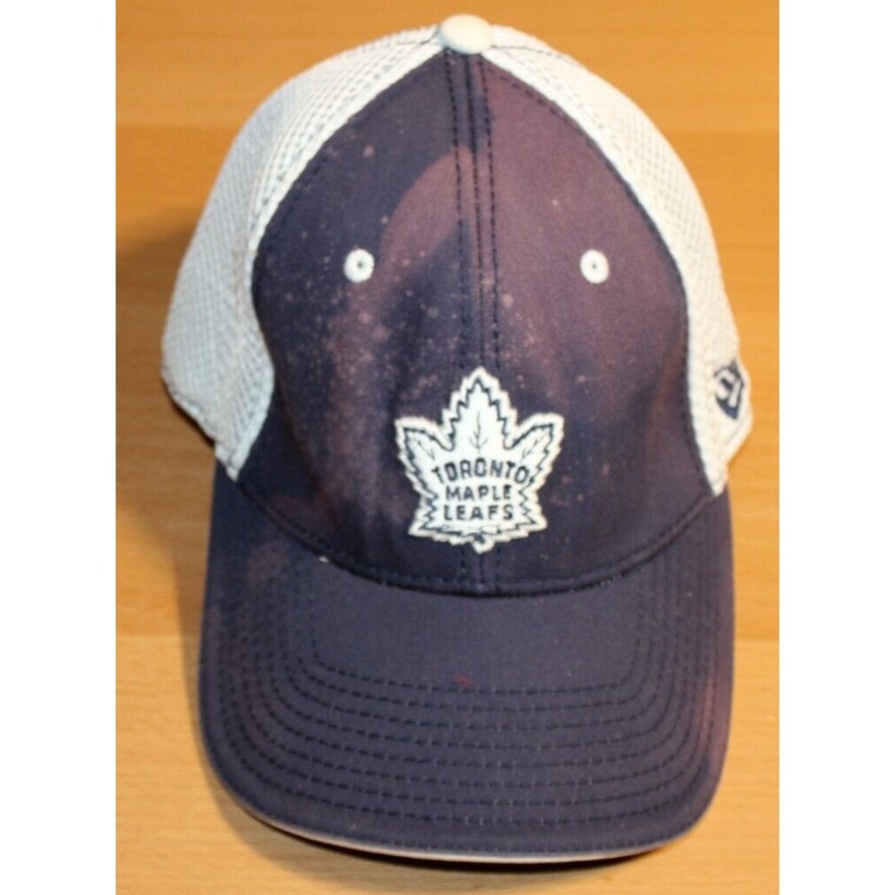 NHL Hockey Toronto Maple Leafs Baseball Hat Cap Small - Medium New Era A-Flex